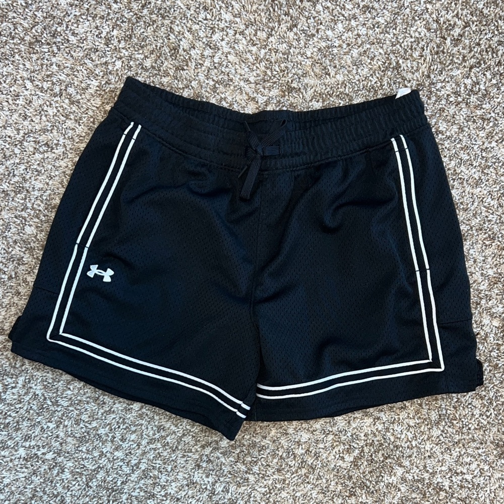 Under Armor Women’s Black Baseline Pro Mesh Shorts